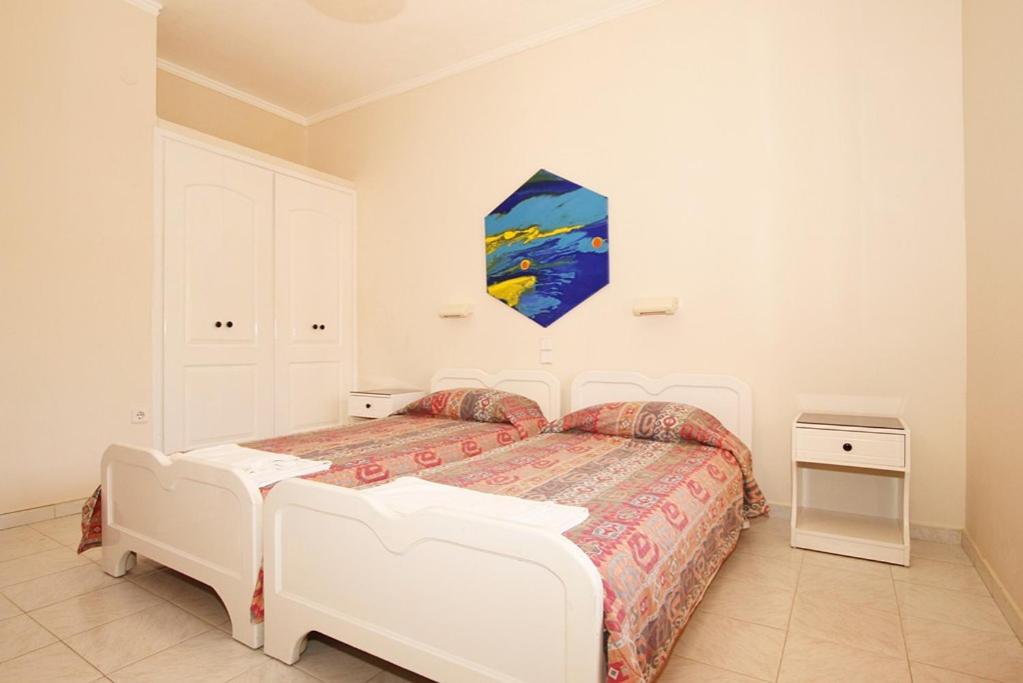 Pool Villa Grigoris Aspiotades Exteriör bild